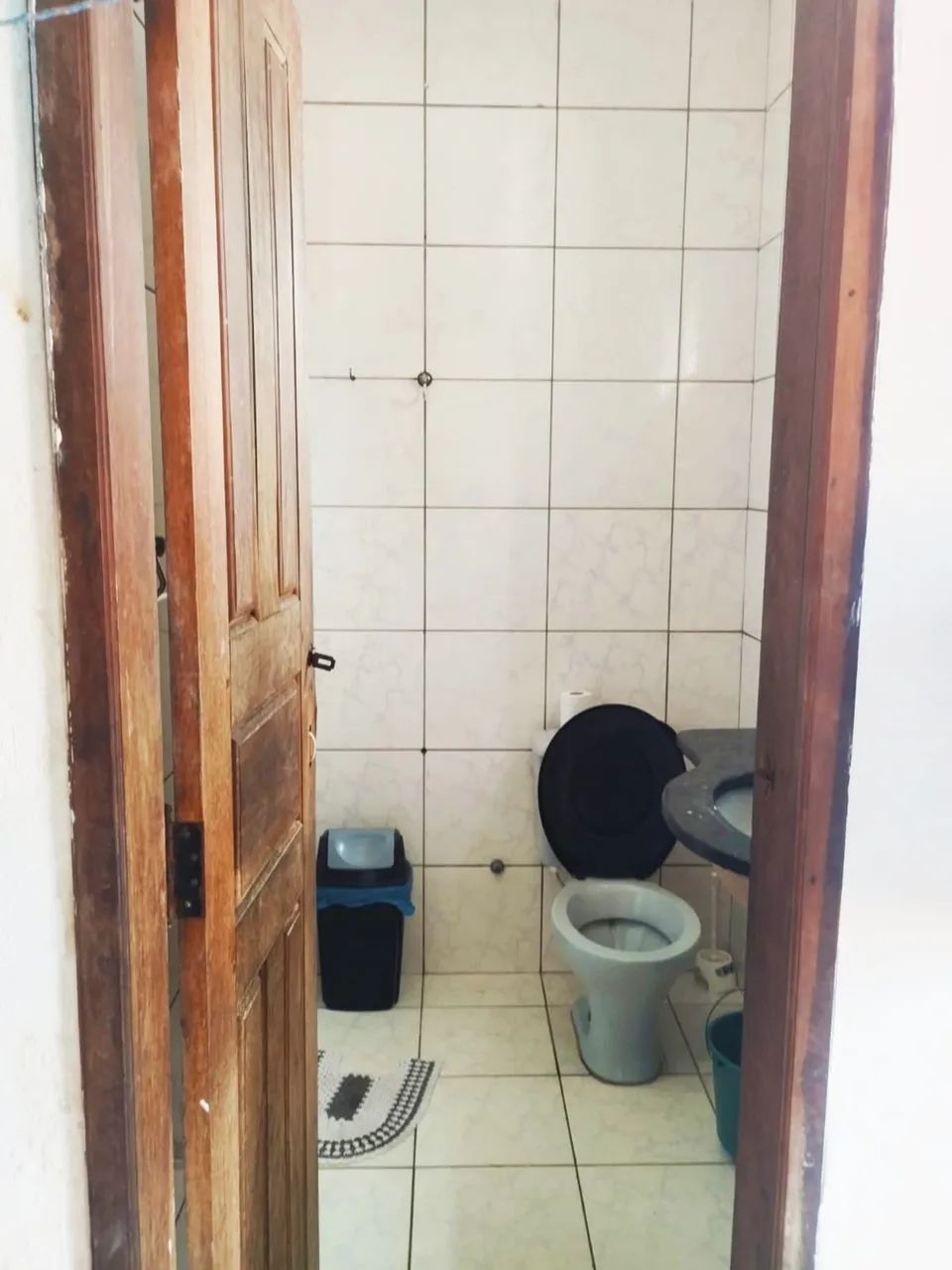 VENDE-SE CASA NO CENTRO PRÓXIMO AO DUTRA - Foto 2
