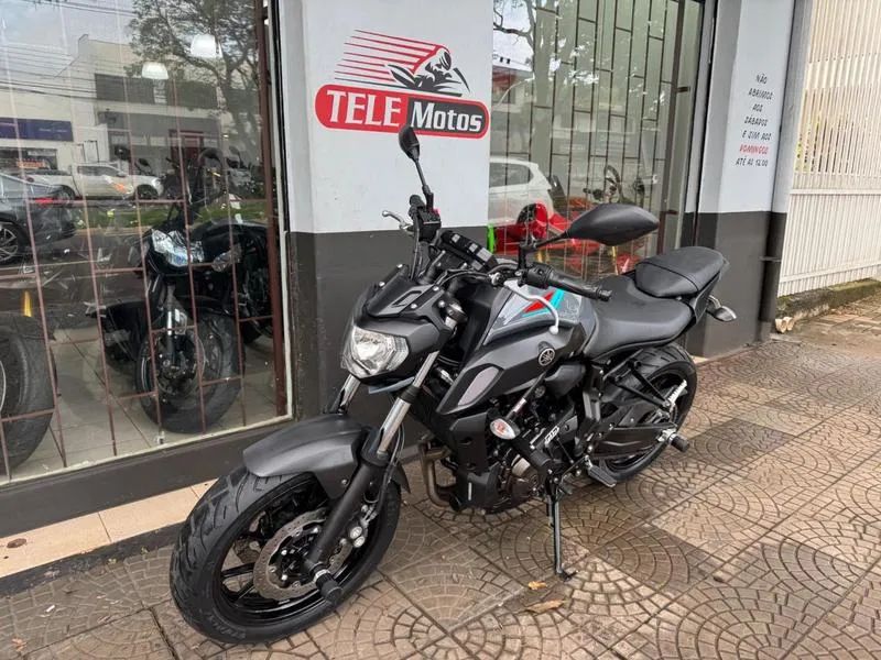 YAMAHA MT07 ABS 2023 - Foto 4