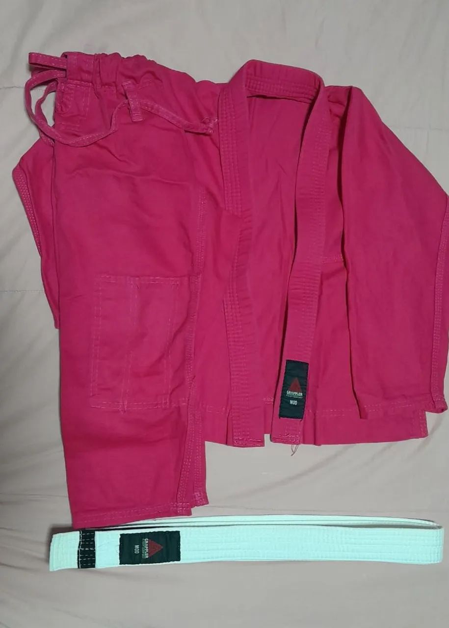 Kimono jiu-jitsu infantil menina rosa