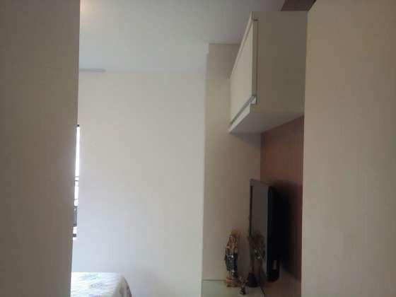 Vendo excelente apartamento todo reformado e mobiliado com garagem coberta 2/4 no planalto - Foto 12