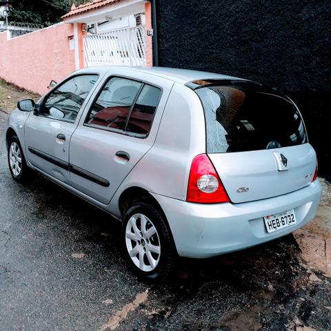 Clio 1.0 8 Válvulas ano 2007 - Foto 2