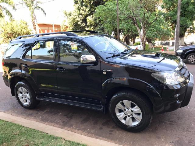 Toyota Hilux Sw4 srv 3.0 4x4 automatica - Foto 4