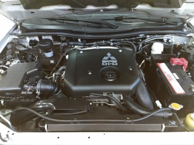 MITSUBISHI PAJERO DAKAR 2012/2013 3.2 HPE 4X4 7 LUGARES 16V TURBO INTERCOOLER DIESEL 4P AU - Foto 8