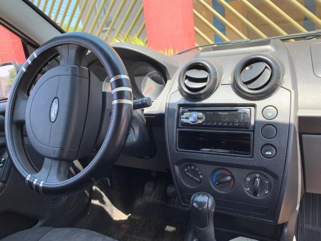 Vendo Ford fiesta 1.0 flex - Foto 2