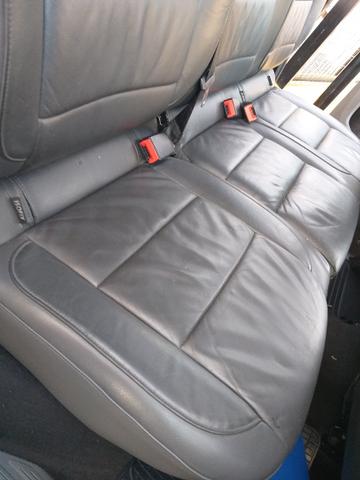 Vendo jogo de capas de banco em couro amarok higline 2014 - Foto 8