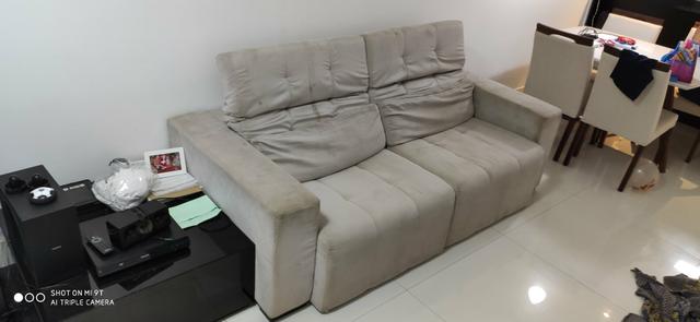 Sofá reclinável com chaise