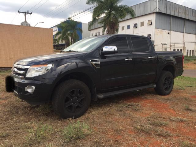 FORD RANGER XLT 3.2 automática 2014/2014 - Foto 2