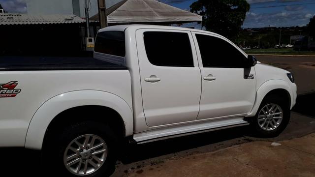 Hillux srv 4x4 - Foto 2