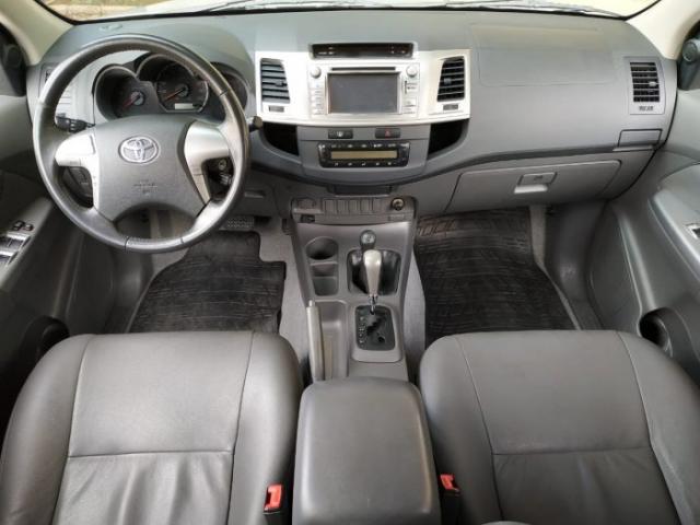 Toyota hilux 2013 3.0 srv 4x4 cd 16v turbo intercooler diesel 4p automÁtico - Foto 4
