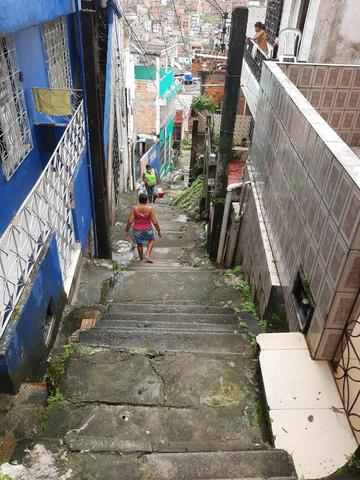 Duas Casas Em Uma, Area Para Churrasco Com Vista Panorâmica. Vizinhança familiar - Foto 8
