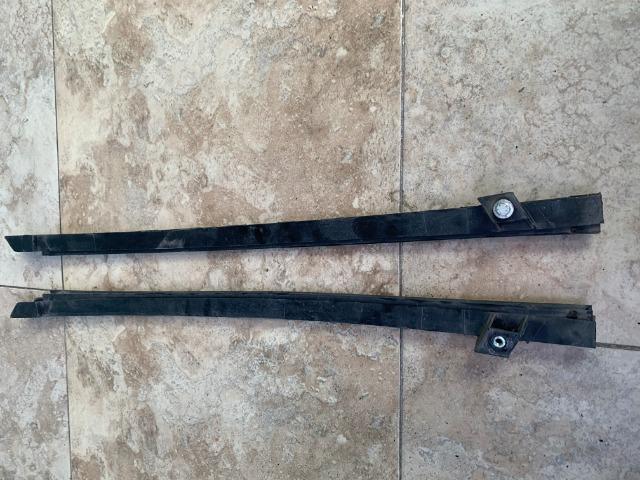 Canaleta plastica da porta fiat ducato original cada 70 reais