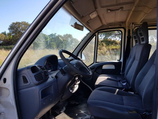 Van Peugeot Boxer 16 Lugares 2014 Aceito Oferta/Troca - Foto 10