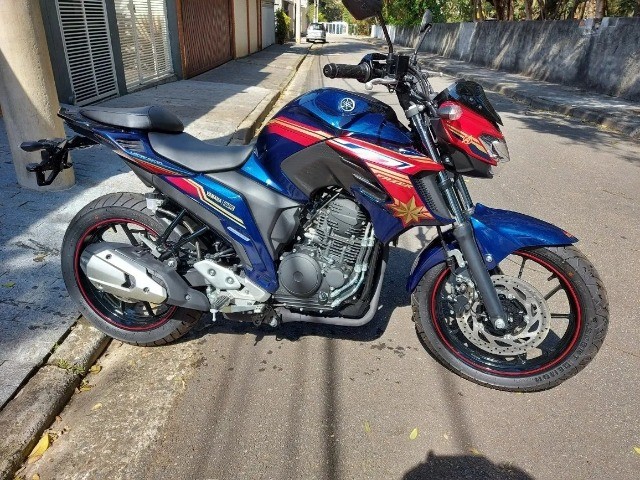 VENDO MOTO YAMAHA FAZER FZ25 250 FLEX