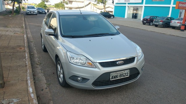 FORD FOCUS 2.0 APENAS 30 MIL KM