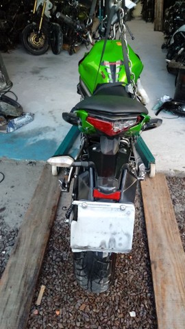 Sucata de moto para retirada de peças Kawasaki ER6n 650 2013 - Foto 4