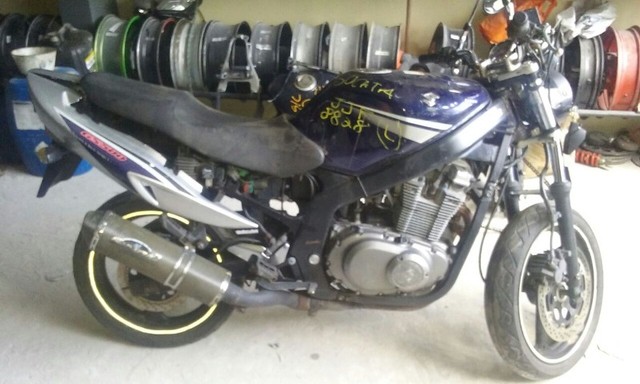 Sucata de moto para retirada de peças Suzuki GS 500 2008/2009 - Foto 5
