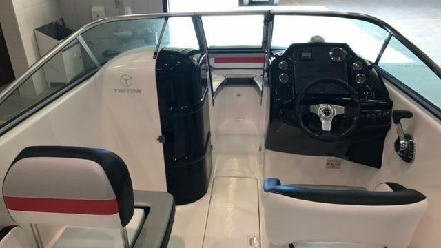 Lancha Triton 230 Open - (23 pés) - Ñ fs/nx/Focker/Armati - Foto 6
