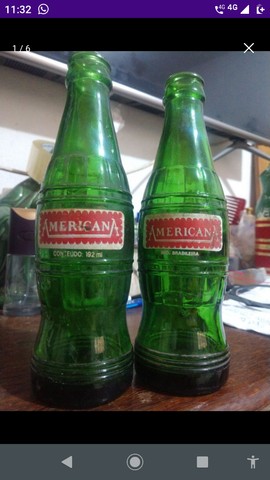 2 garrafas antigas refrigerante americana  - Foto 4