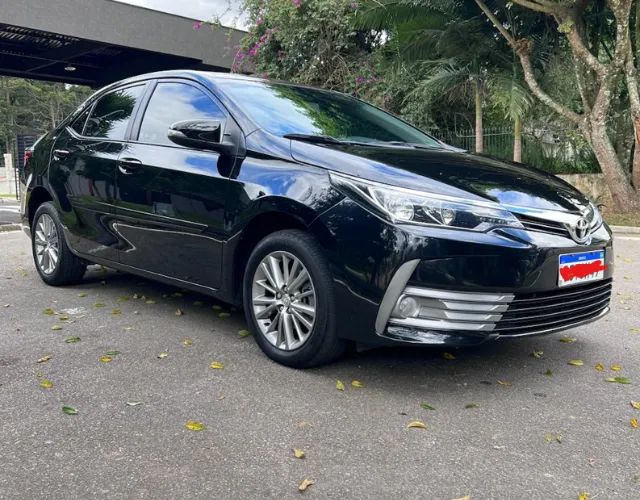 Toyota Corolla 2019 em Pinhais - Usados e Seminovos