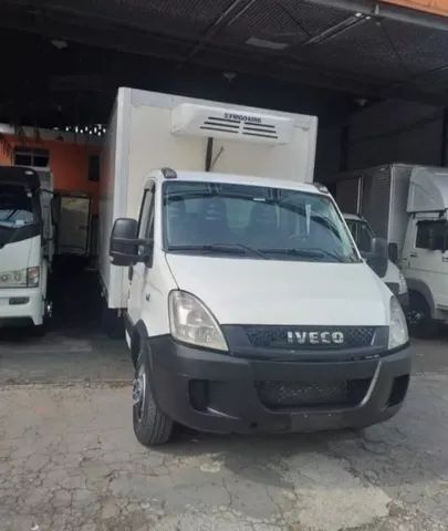 Iveco 2019 Baú Refrigerado