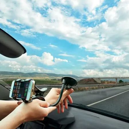 Suporte de celular veicular com ventosa e braço articulado uber pop promoção - Foto 6