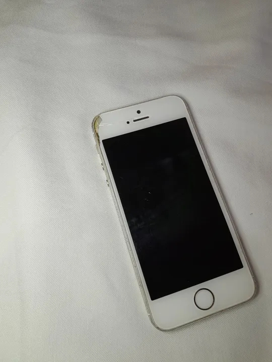 iPhone 5S Branco - Tela Quebrada