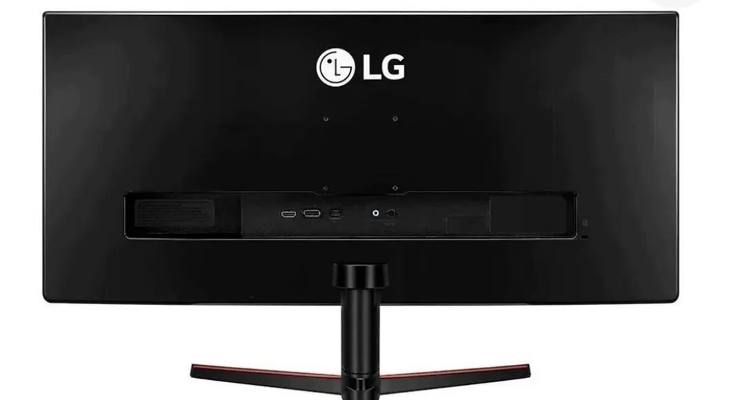 Monitor LG UltraWide Gaming  - Foto 2