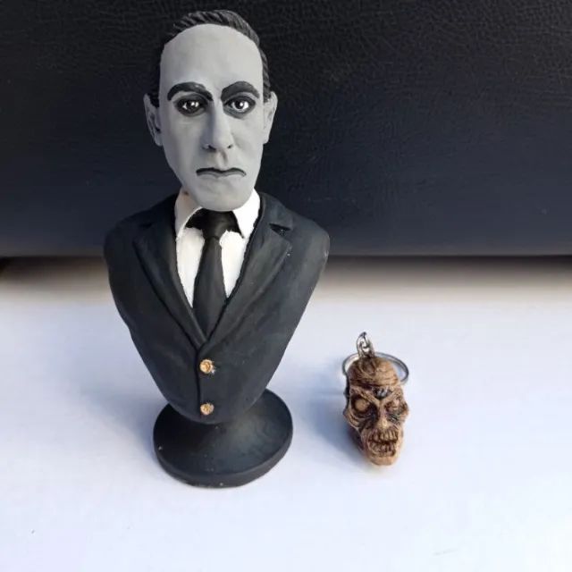 Busto de H.P. Lovecraft , Edição Limitada