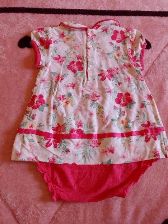 Lote Romper com Conjunto de Roupa para Bebê - Blusa, Colete e Calça - Foto 5
