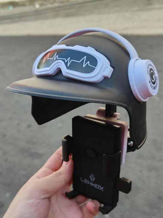 Suporte de moto com capacete para celular - entrega à domicílio em São Luís