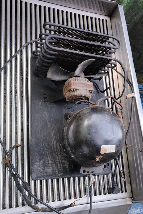 Motor de freezer de duas pontas