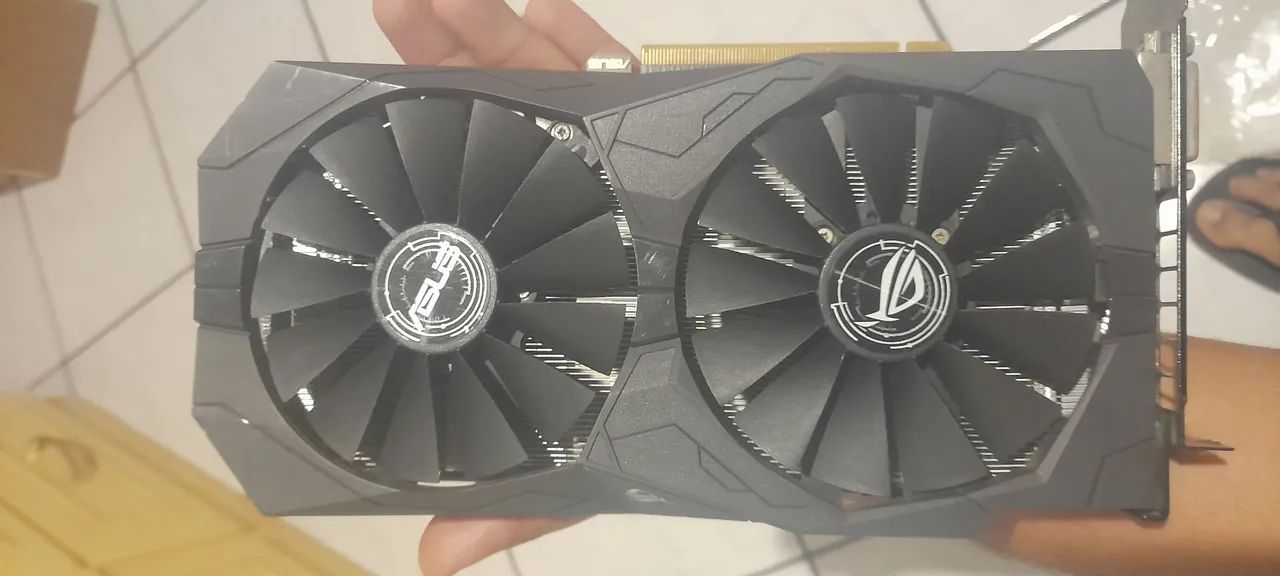 Placa de video ROG STRIX RX570 4G