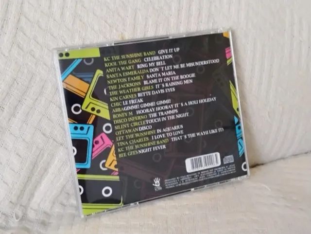 CD Greatest Hits '70 '80 Volume 02 - Leia descrição - Foto 2