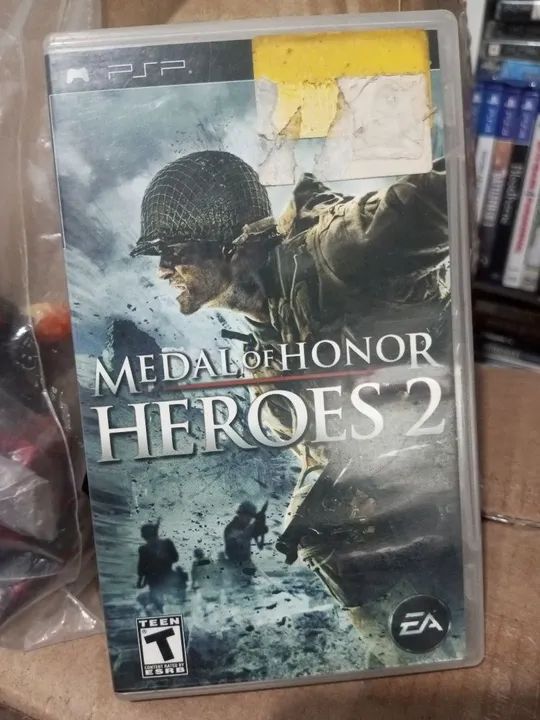 Jogo game Medal of Honor Heroes 2 - Sony PSP