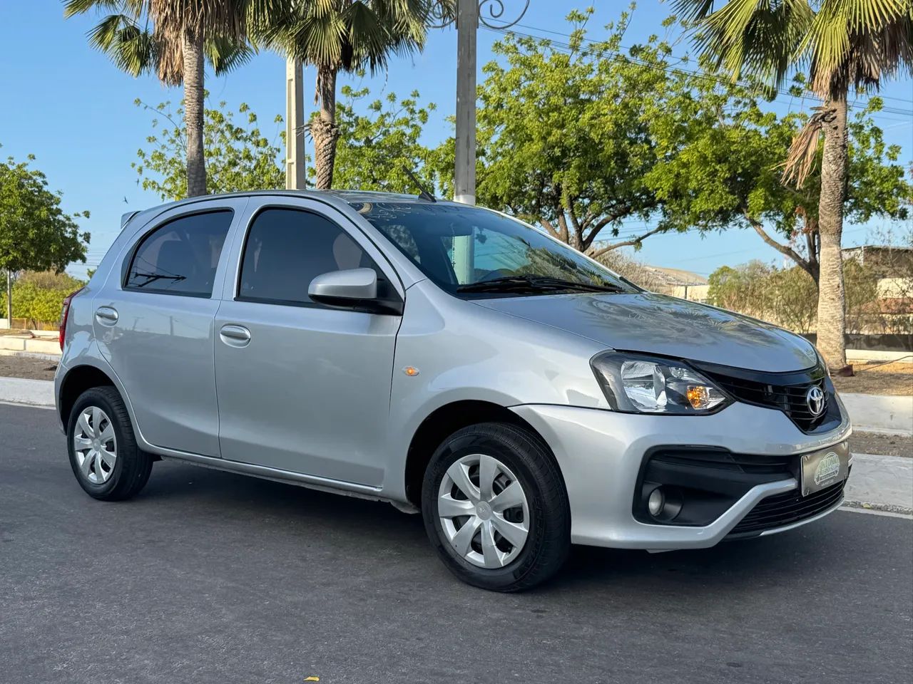 Toyota Etios X 1.3 Flex 16V 5P Mec. 2020