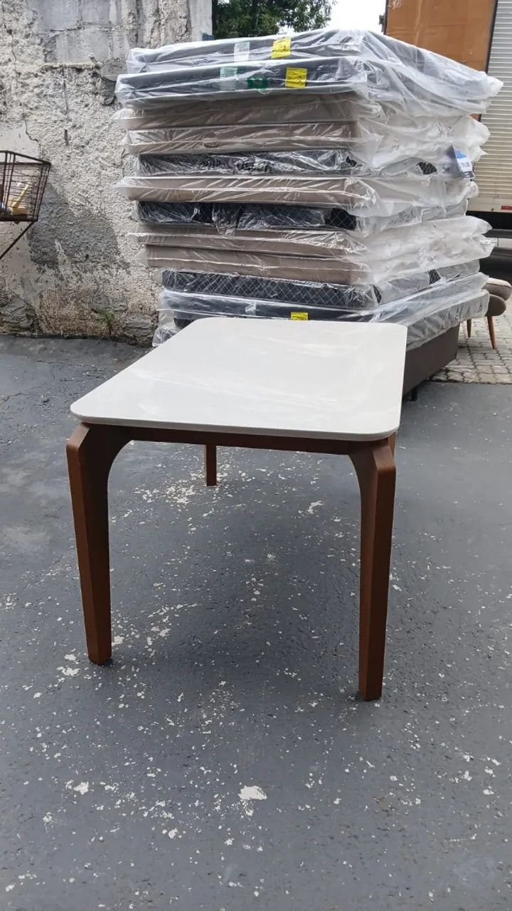  Mesa De Jantar 1.35x0.90 para 6 Cadeiras