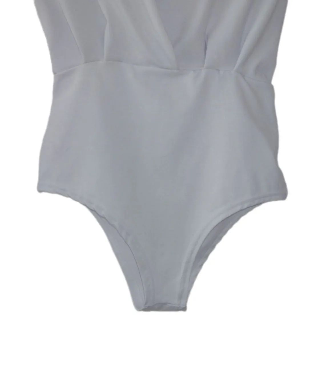 Blusa Transpassada Básica Feminina Body Branco Aberto Nas Costas Com Bojo SEMINOVO - Foto 2