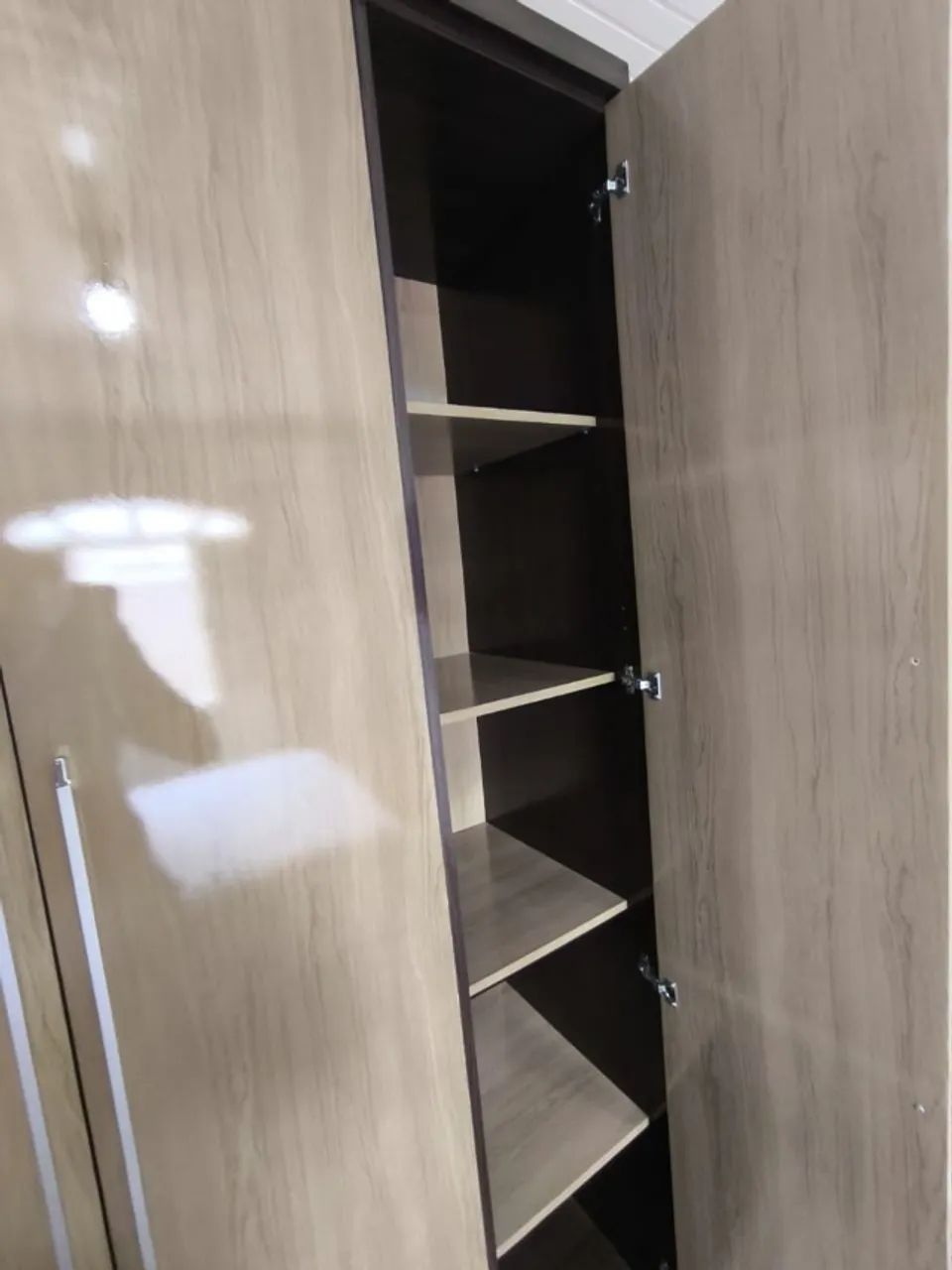 Guarda-roupa Modulado de Canto Com Cama e Colchão  - Foto 5