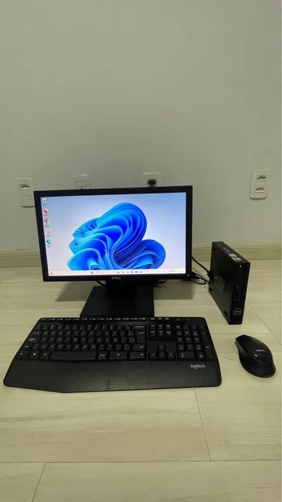 Computador Completo Dell com Tela de 21.5"