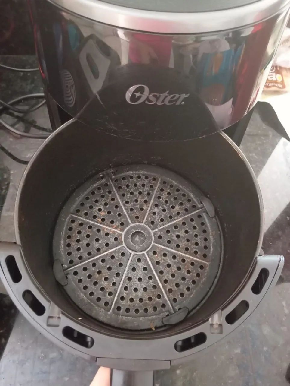 Air Fryer Oster 4L, 110v pouco tempo de uso<br>Passo cartão ? - Foto 2