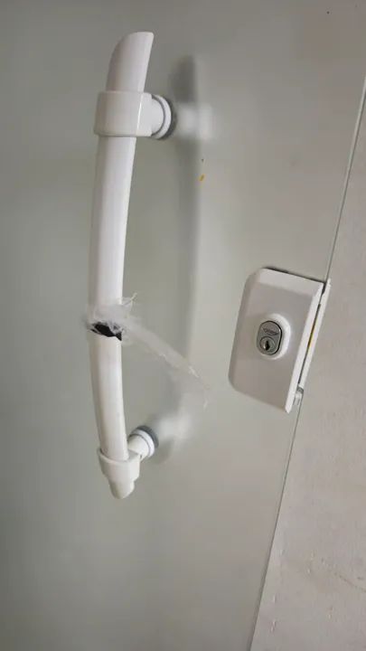 Portas de blindex !! LEIA COM ATENÇÃO O ANÚNCIO  - Foto 2