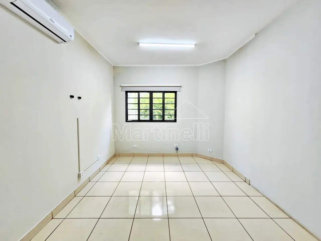Casa térrea de 200m² de área construída a venda, próximo ao Supermercado Copercana - Bairr - Foto 2