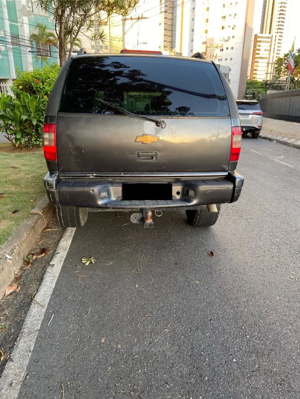 Vendo ou troco essa Blazer 2005/ $= 18.500 reais  - Foto 3