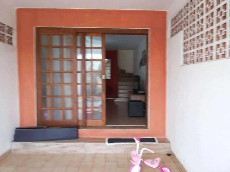 Sobrado para comprar Jardim Monte Alegre Taboão da Serra