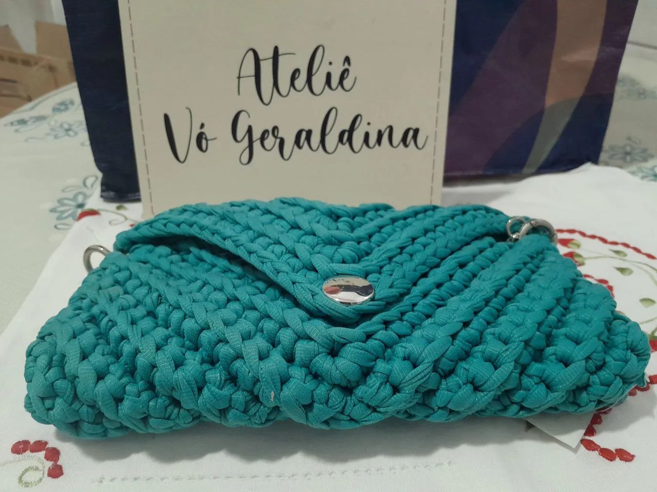 Linda bolsa feito a mão 