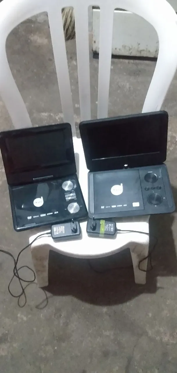 2 dvd portátil dazz com defeito