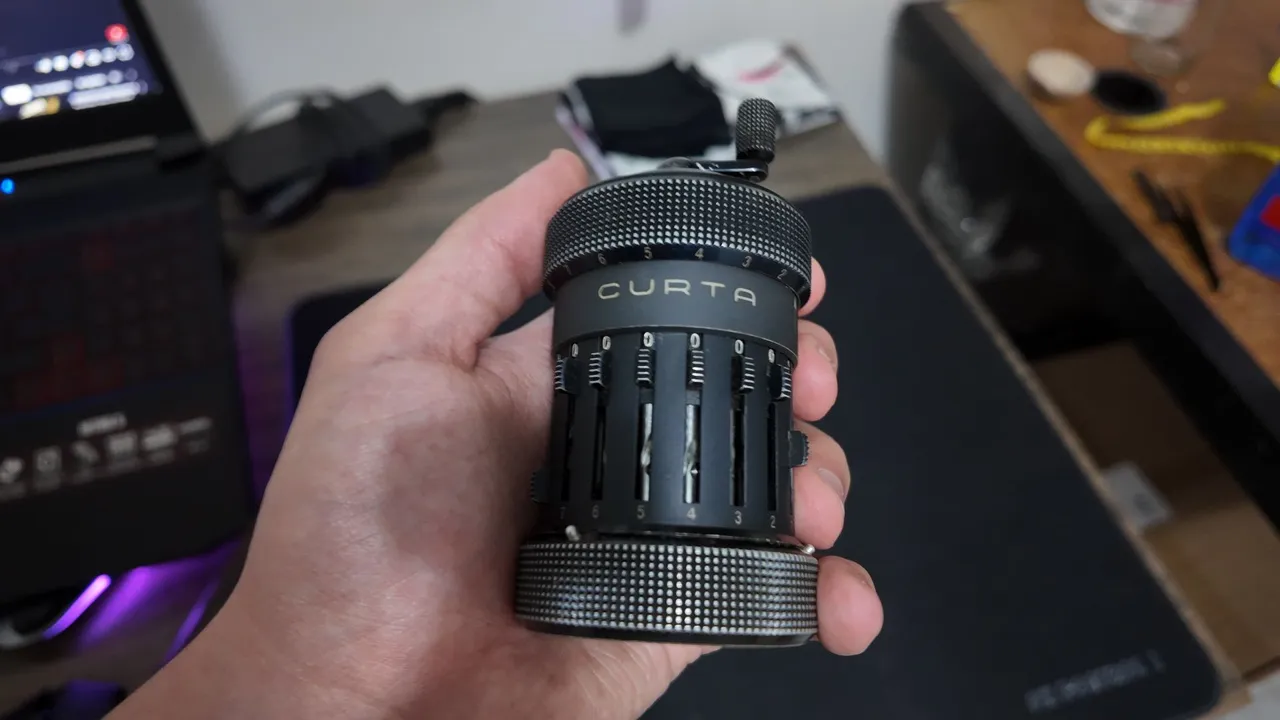 Calculadora Mecânica Curta type 1