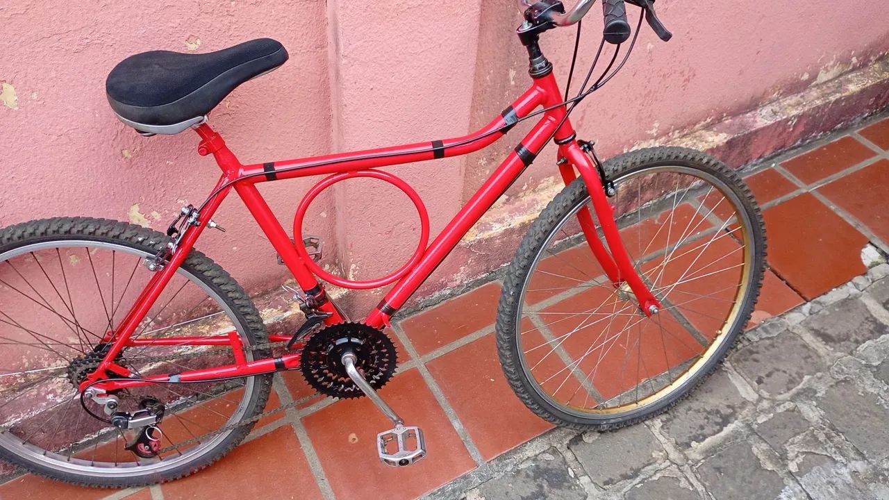 Bicicleta Vermelha Aro 26 - Foto 2