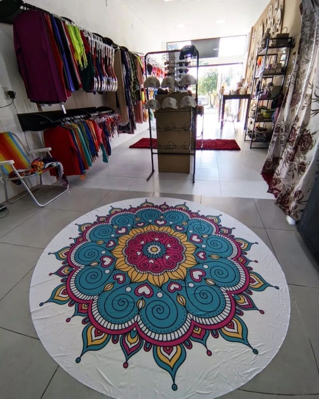Loja de Moda praia e artesanato na Praia do Rosa - Foto 2
