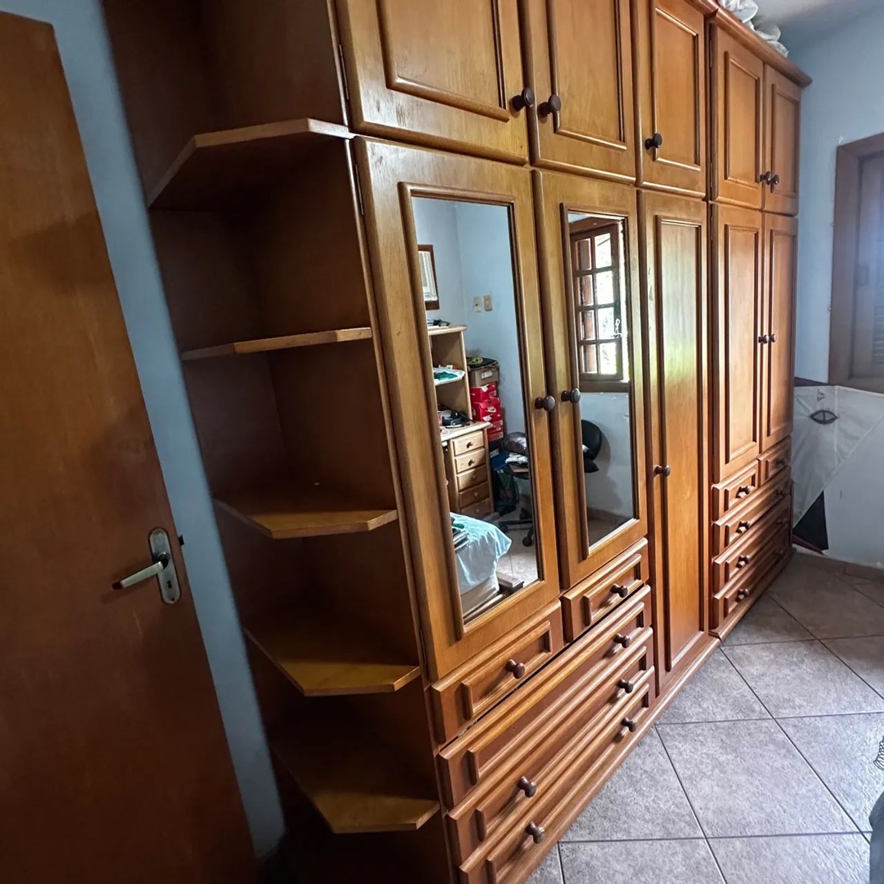 Guarda-Roupas de Madeira Maciça Modulado - Foto 2